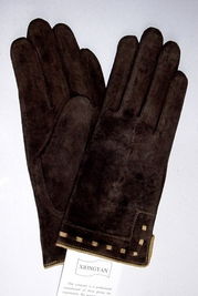 匠心之作，溫暖守護——德清縣雄雁皮革制品豬絨女款產(chǎn)品